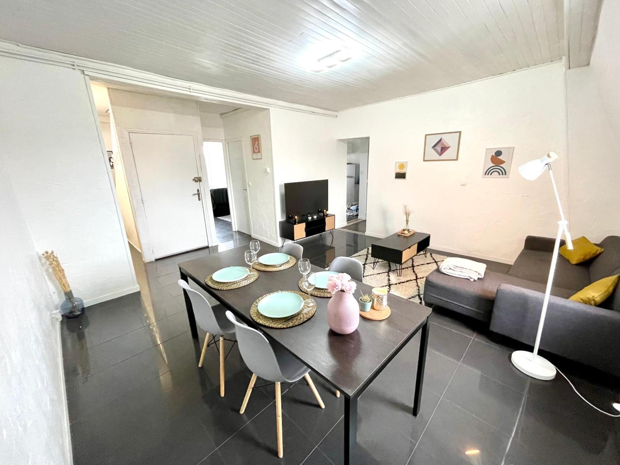 Appartement Duplex 90M2 - 3 Chambres - Mulhouse Bagian luar foto